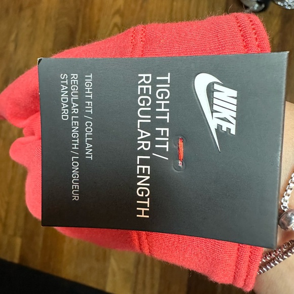 Nike Set - Picture 4 of 7